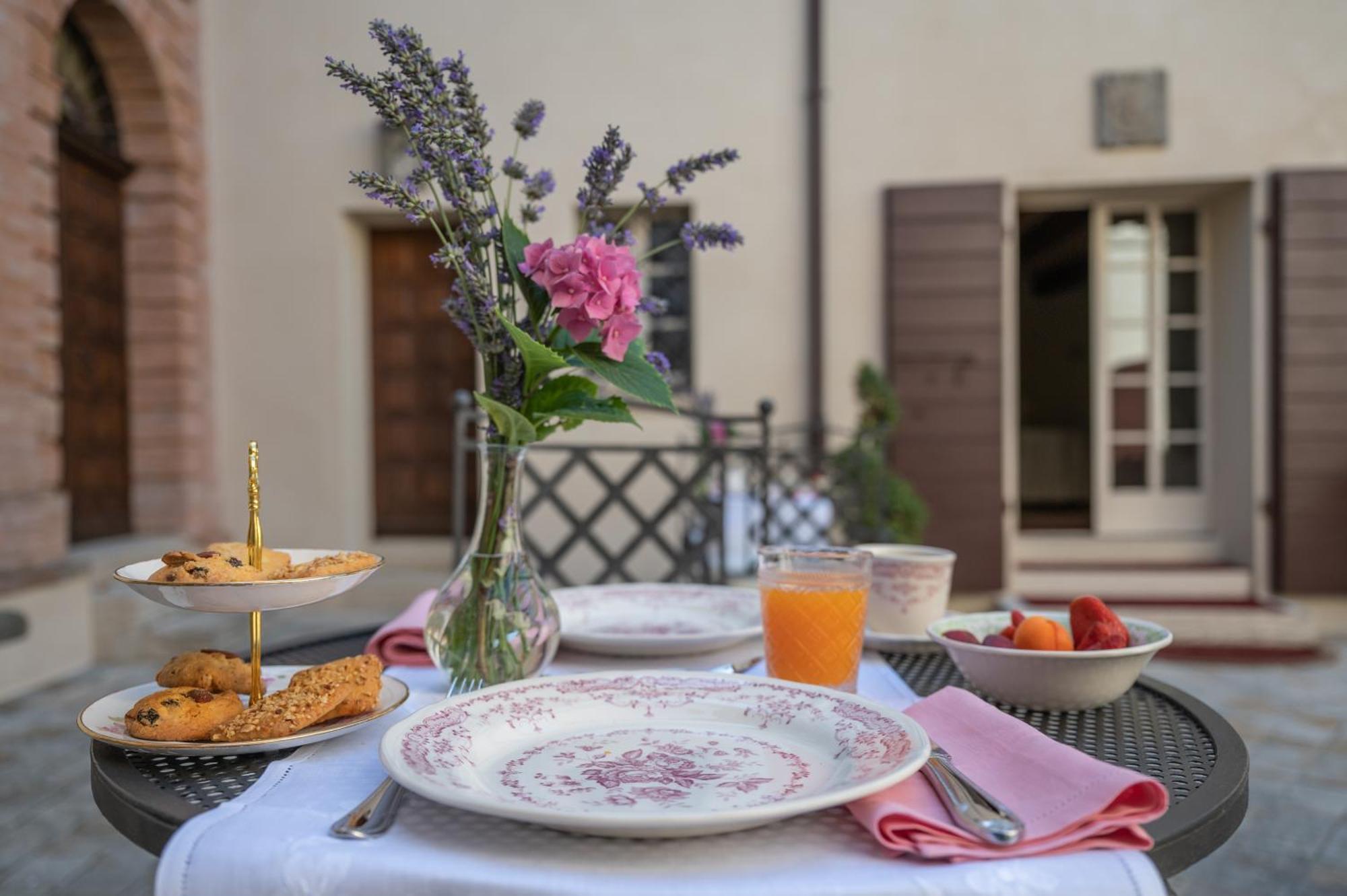 Palazzo Del Poggiano Bed & Breakfast Poggio Berni Luaran gambar